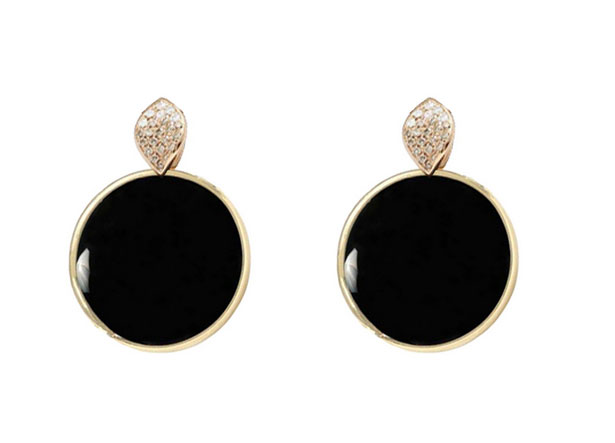 Diamond and black onyx circle pendant deals